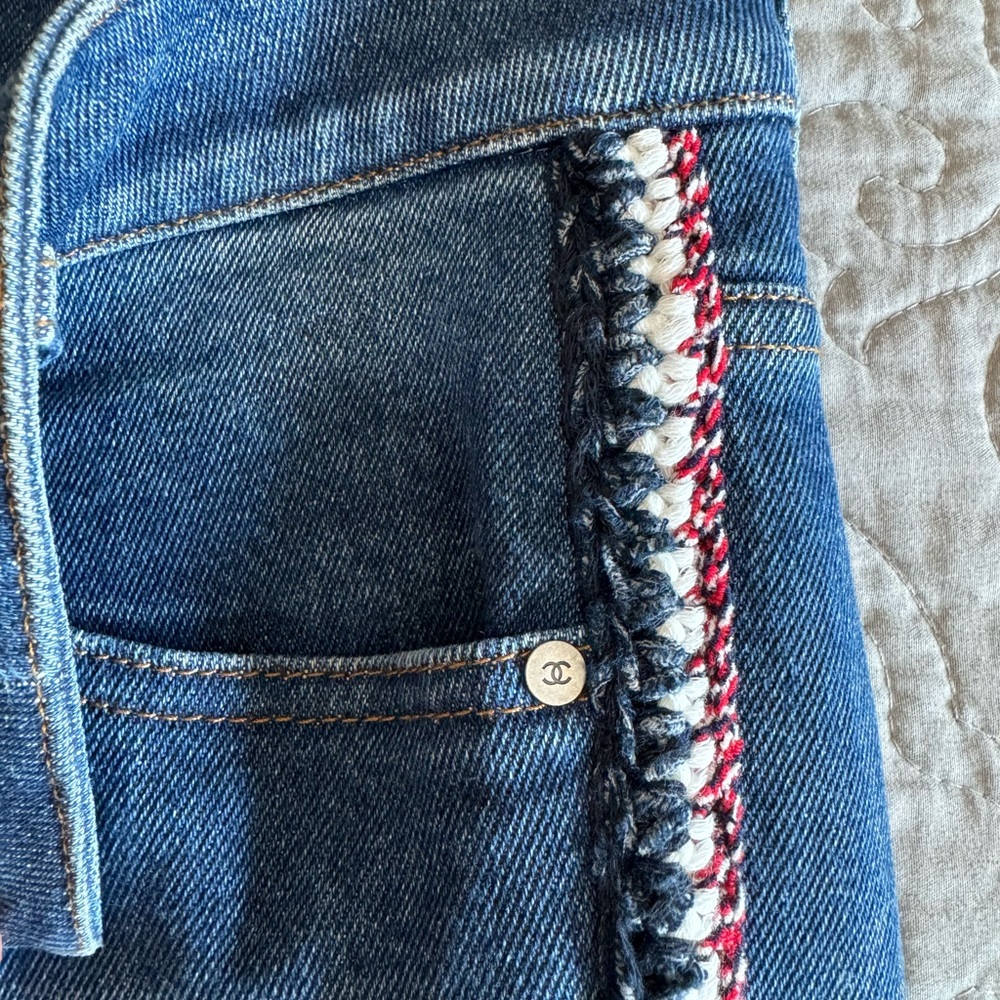 CHANEL Blue Straight Leg Jeans with Braided Detail 2019 Collection size 42 - Picture 13 of 17